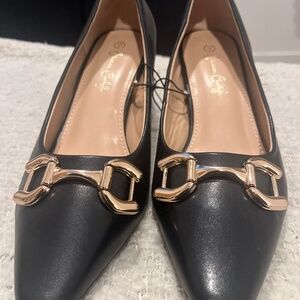 Smart Black Business Pumps